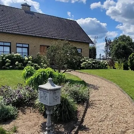 וילה Springlands Farm *